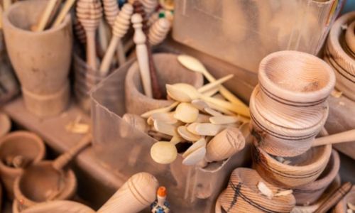 Handicrafts and wooden items