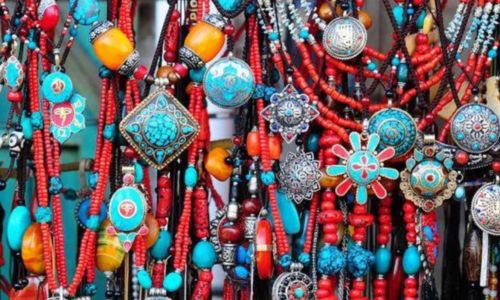 Tibetan artifacts and jewellery